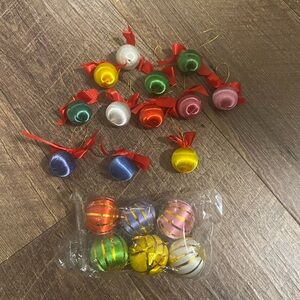 Lot Of Vintage Christmas Tree Ball Ornaments Beautiful